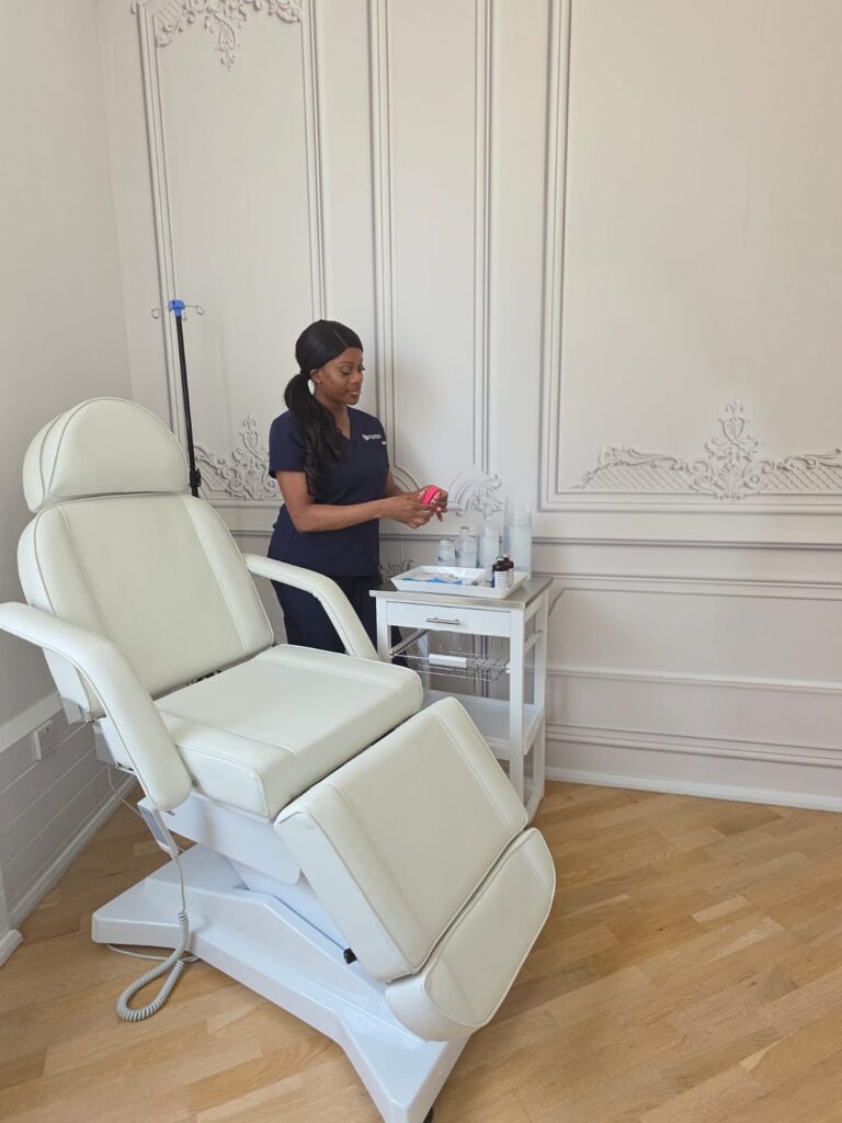 AN in private room preping 1 1