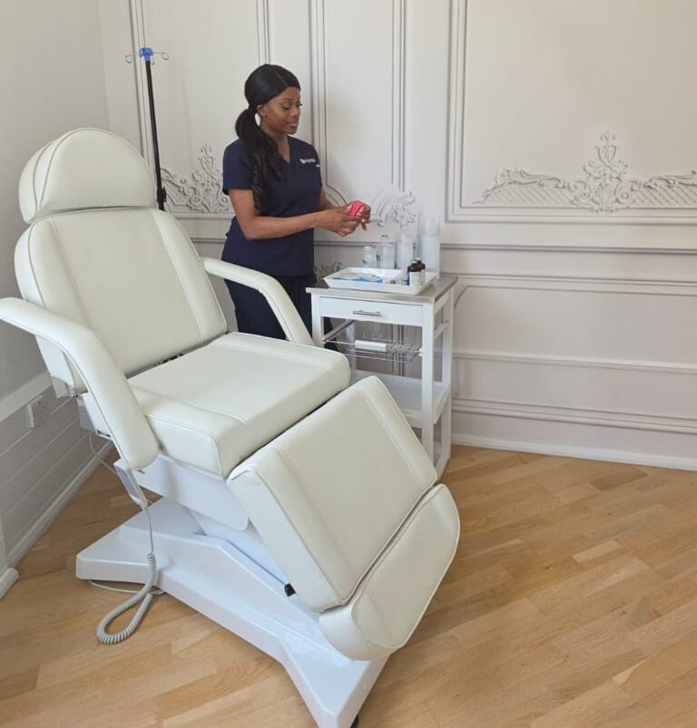 AN in private room preping 1 2 768x1024 1